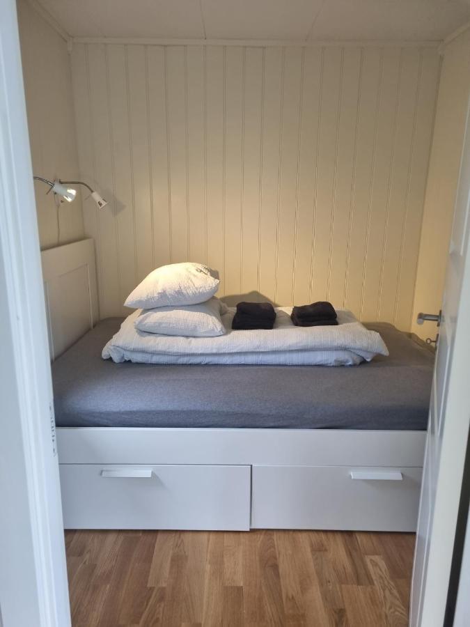 Feriehus Ved Sjoen Tomra Exterior foto